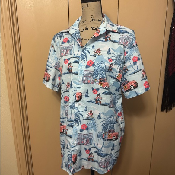 BUC-EE'S Other - Light Blue Hawaiian-Inspired Short-Sleeve Button-Down Shirt.  Great for a Luau!